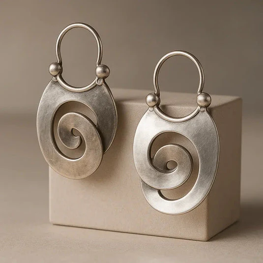 Pendientes Vintage Irregulares en Plata - Image 3